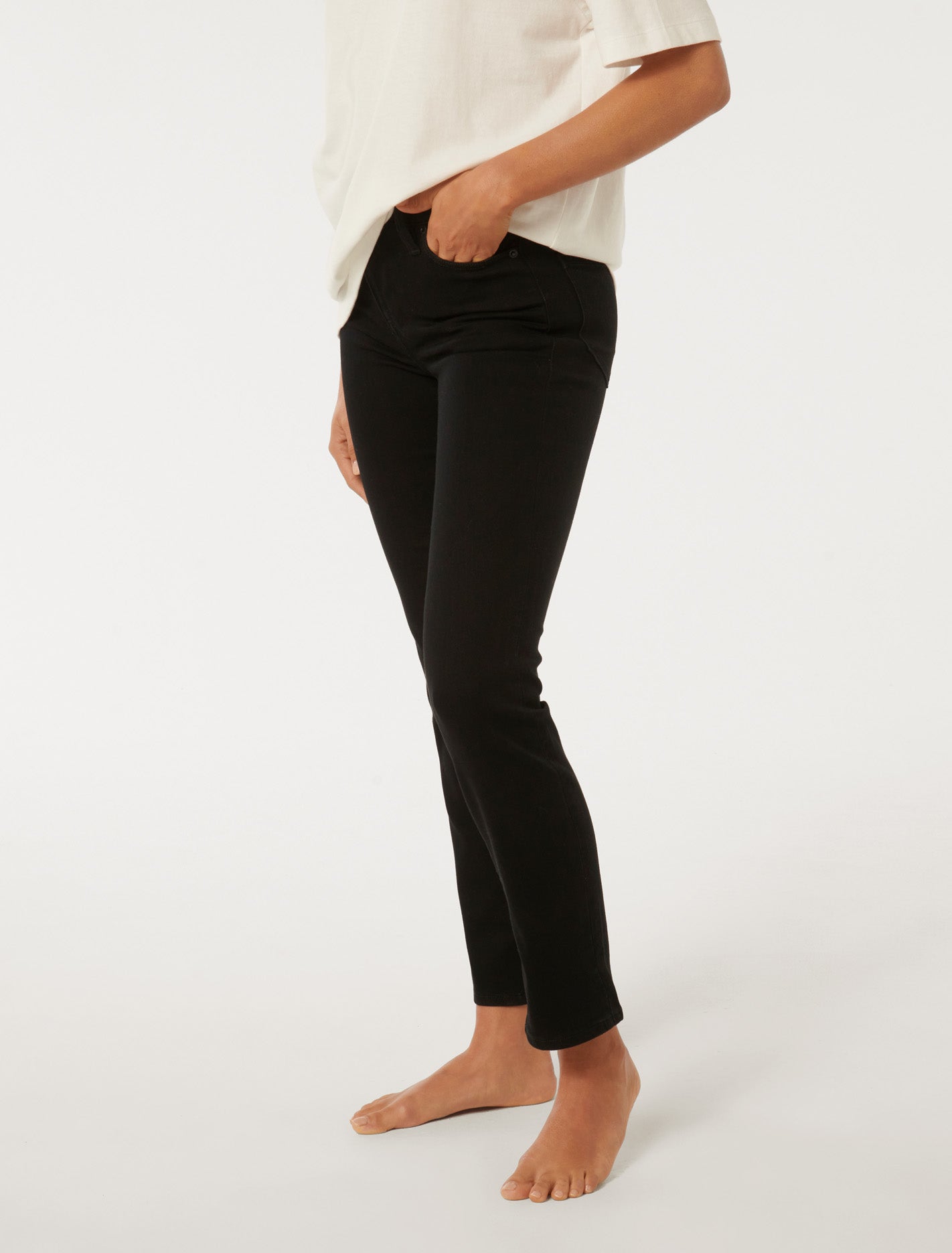 Fran Straight Leg Crop