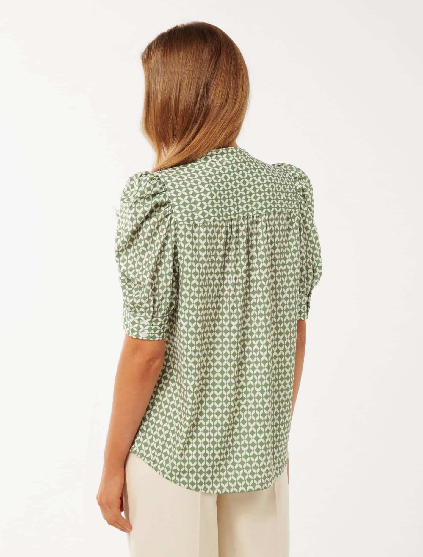 Mandi Ruched Sleeve Shirt